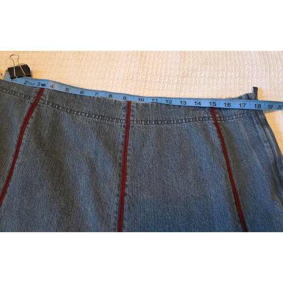 Liz Claiborne Embroidered Blue Denim Skirt XL Y2K Red Accents & Side Zip Closure - Picture 6 of 9